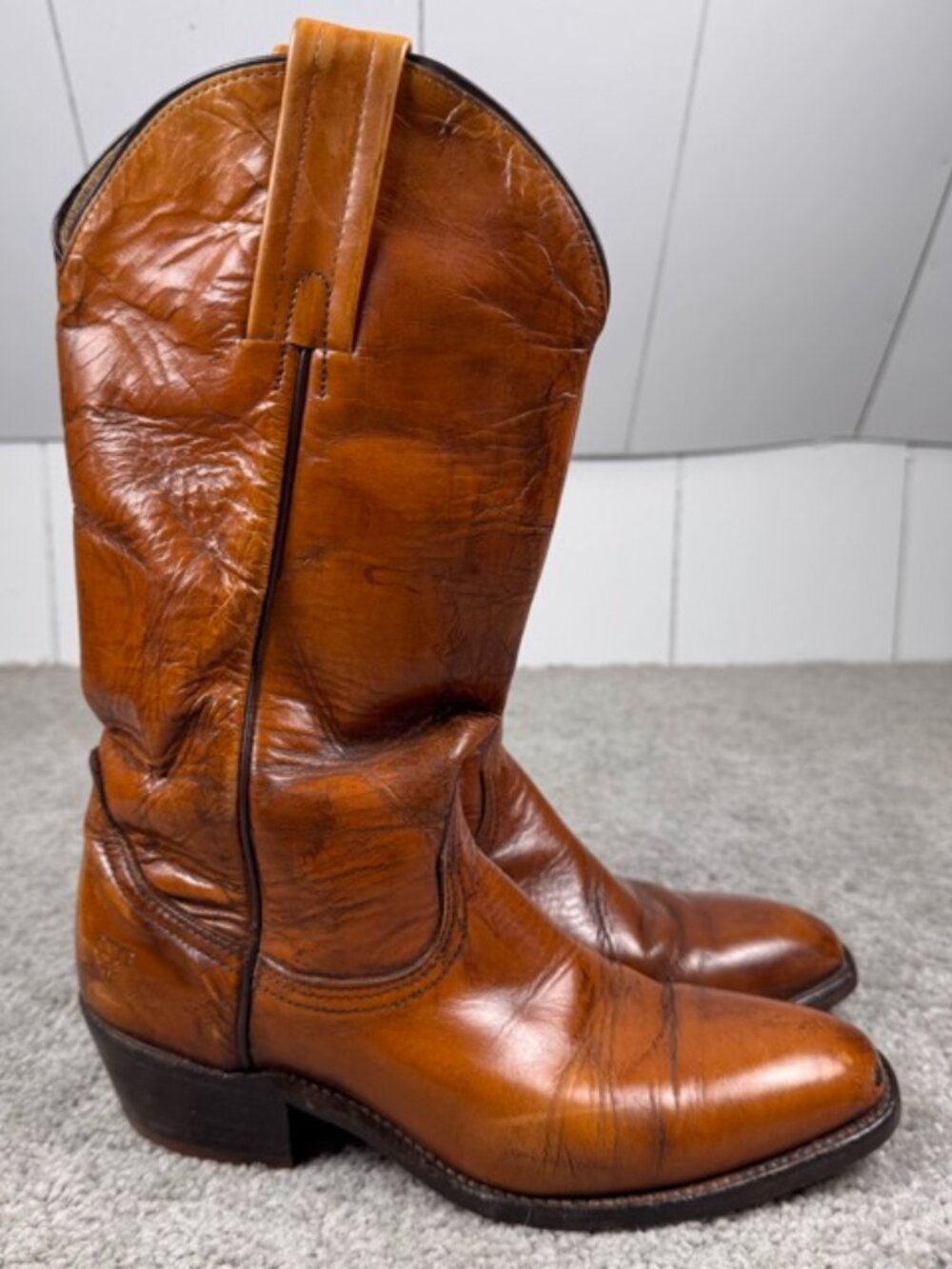 Vintage Frye Cowboy Western BootsCognac Leather Pull-On Mens Size 8 D USA Made